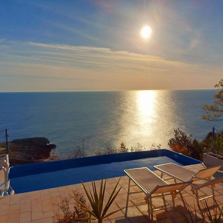 Ville Girasoli "Villa Nella Baia" With Private Swimming Pool Tricase Exterior foto